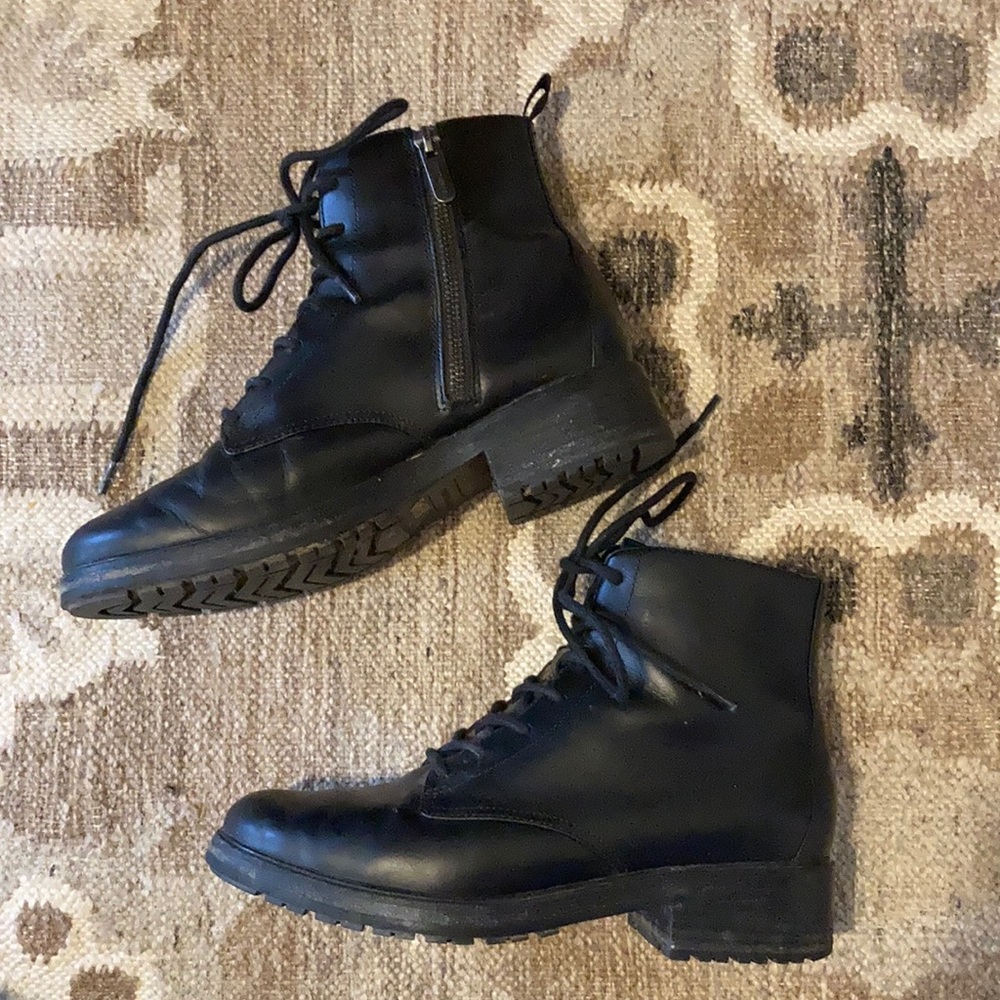 Everlane boot